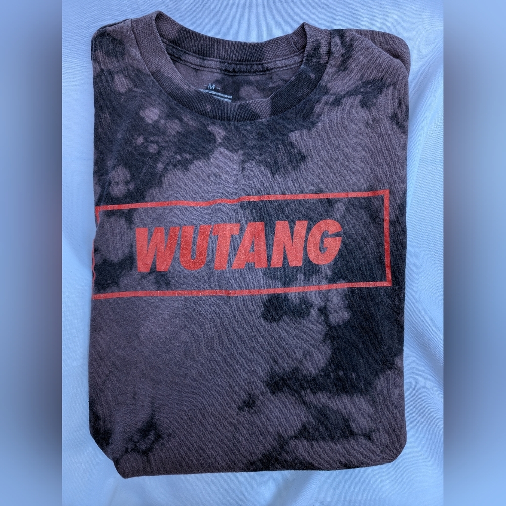 Wutang t-shirt size medium